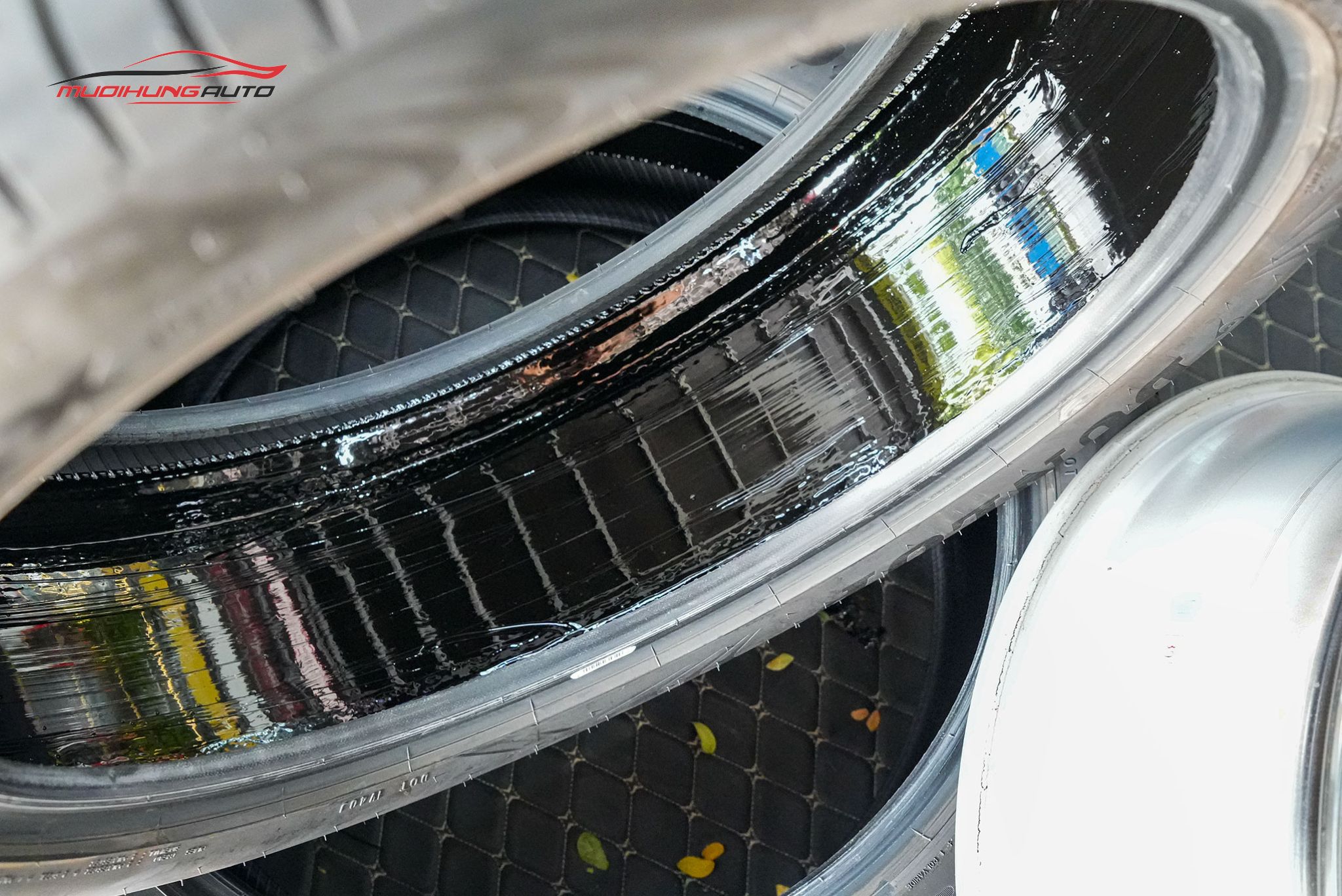 Ưu điểm tráng lốp chống đinh cho xe Lexus RX350 2024