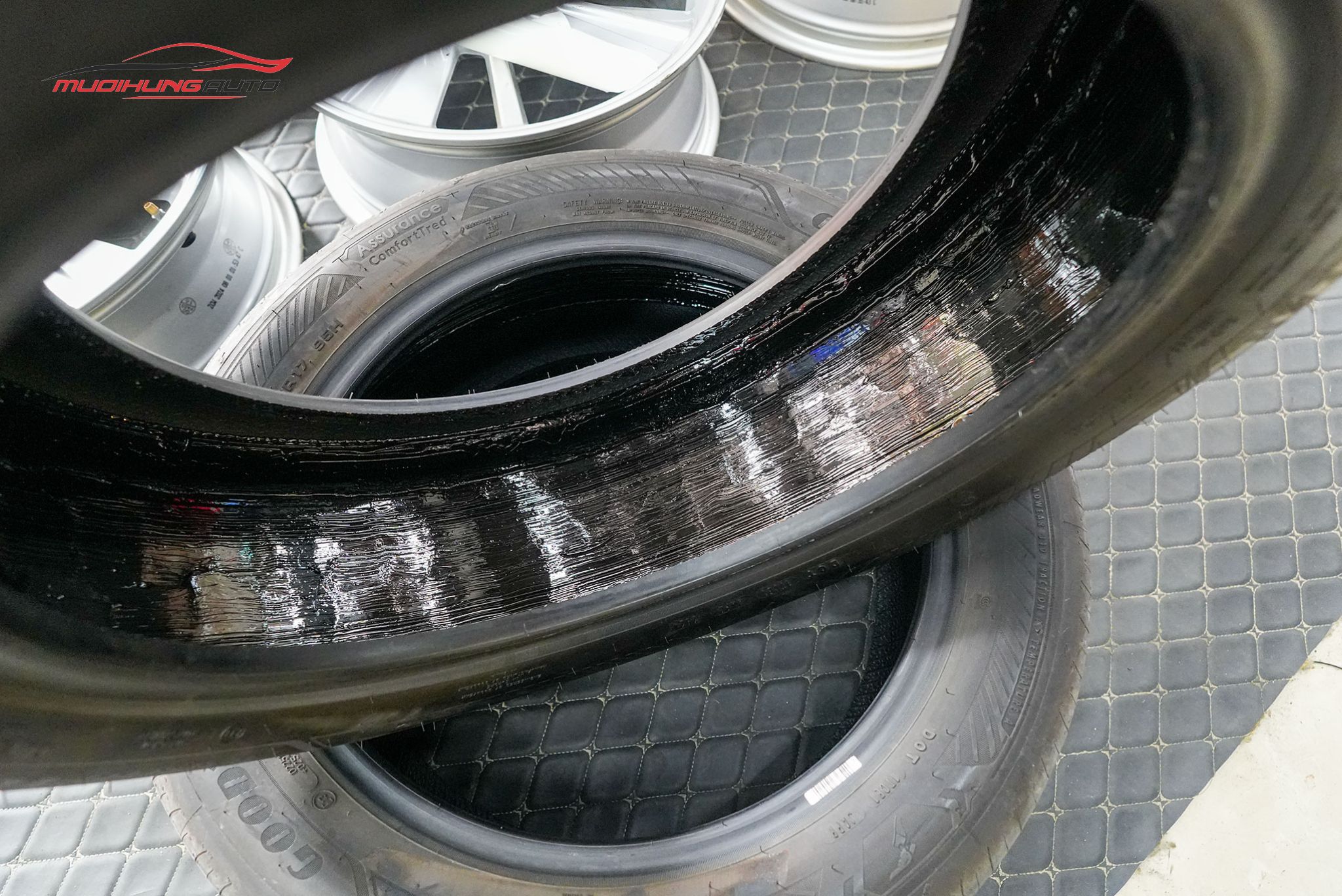 Ưu điểm tráng lốp chống đinh cho xe Mercedes GLC 200 2018