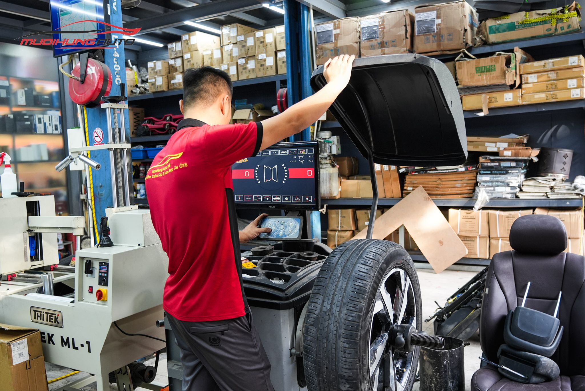 Dịch Vụ Tráng Lốp Chống Đinh Tận Nhà