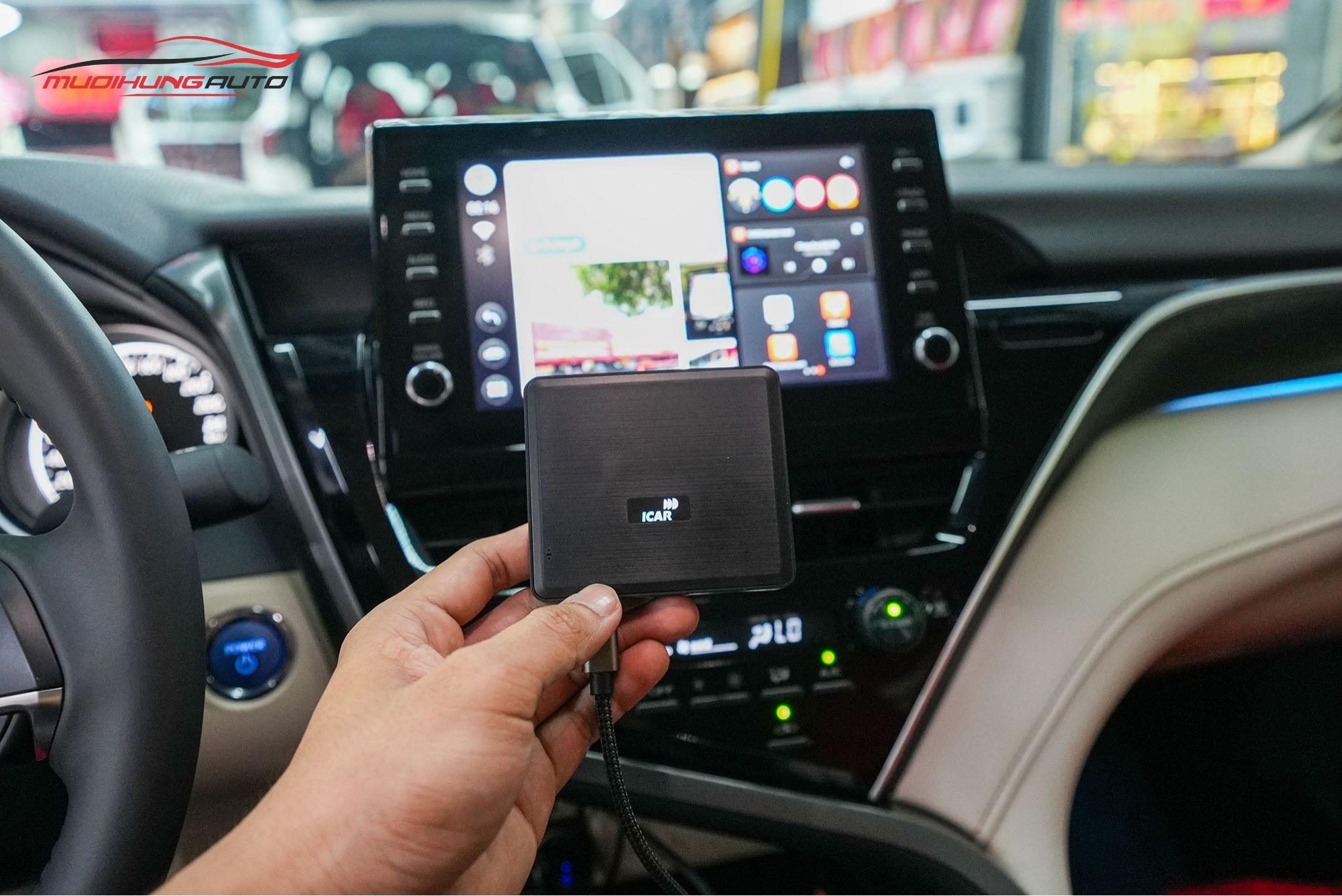 Lắp Elliview D5 Premium Cho Xe Toyota Camry 2024