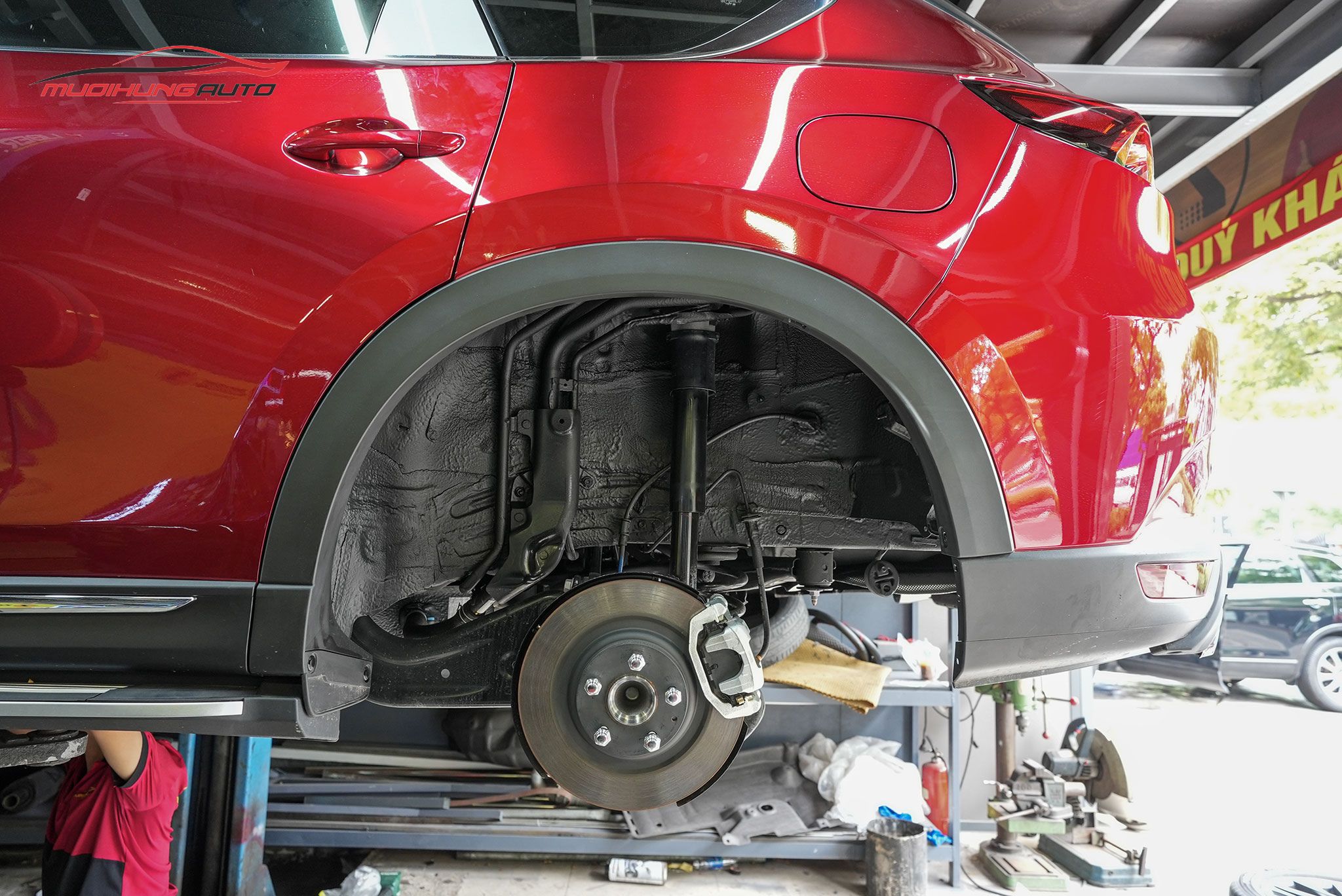 Phủ Gầm Xe Mazda CX-8 2023