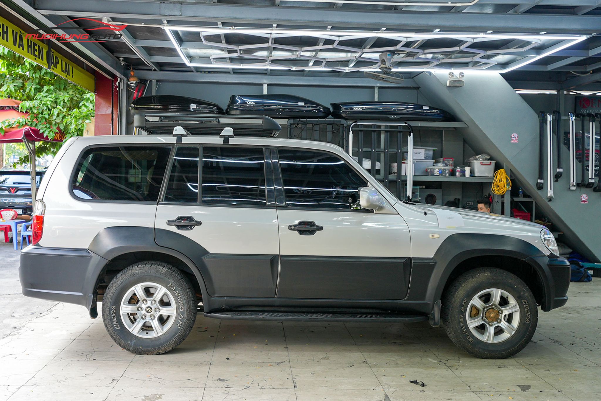 Lắp baga mui Yaki 127cm CP-307 xe Hyundai Terracan