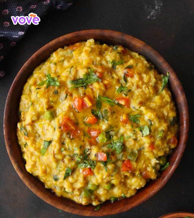Món cơm Kichadi là một món ăn truyền thống và nổi tiếng tại Ấn Độ
