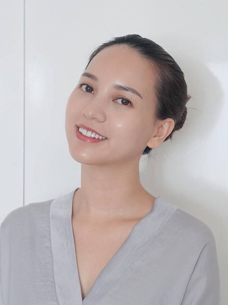 TIÊM CĂNG BÓNG DA MẶT BẰNG HA & VITAMIN