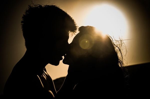 NỬA ĐÊM TÂM SỰ CHUYỆN THẦM KÍN ☺️