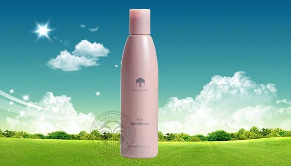 MOISTURIZING-SHAMPOO-4