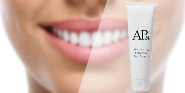 Kem đánh răng trắng sáng Whitening fluoride toothpaste