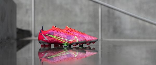 Video 4K]: Cận cảnh, trên tay dân chơi Mercurial Vapor XIV Elite