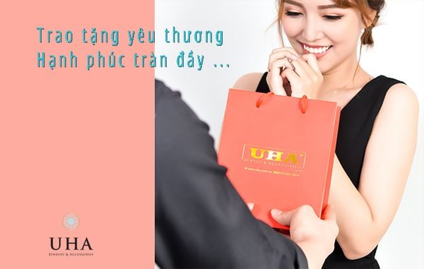 Trao tặng yêu thương, hạnh phúc tràn đầy - UHA