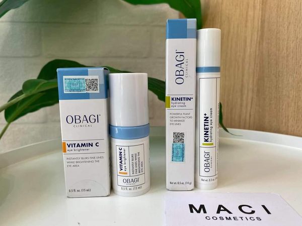 OBAGI CLINICAL Vitamin C Eye Brightener  có khả năng cấp ẩm