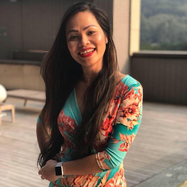 Chị Mai Huyền
