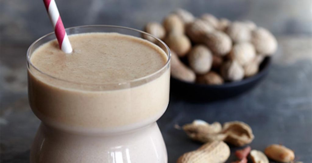 Cách làm sữa đậu phộng thơm ngon giúp người gầy tăng cân