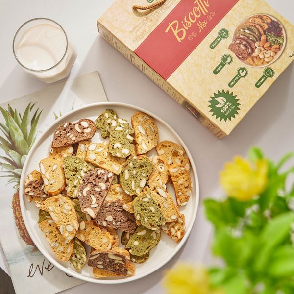 Bánh Biscotti mix 3 vị vani, socola, trà xanh