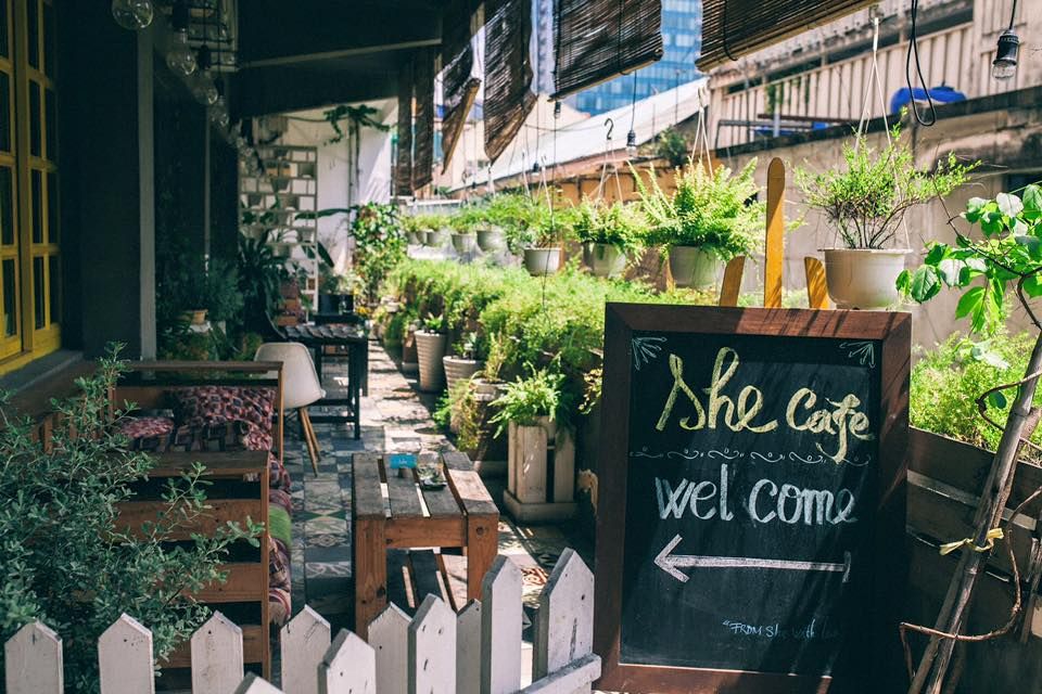 4 MẸO NHỎ GIÚP TĂNG DOANH THU QUÁN CAFE 4 MẸO NHỎ GIÚP TĂNG DOANH THU QUÁN CAFE
