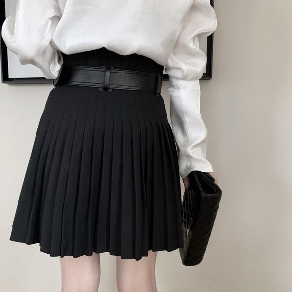 Chân váy đen xếp ly dáng xòe CV0324  Thời trang công sở KK Fashion