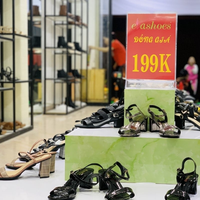 Bỏ túi 5 shop giày cực sang chảnh dành cho nữ