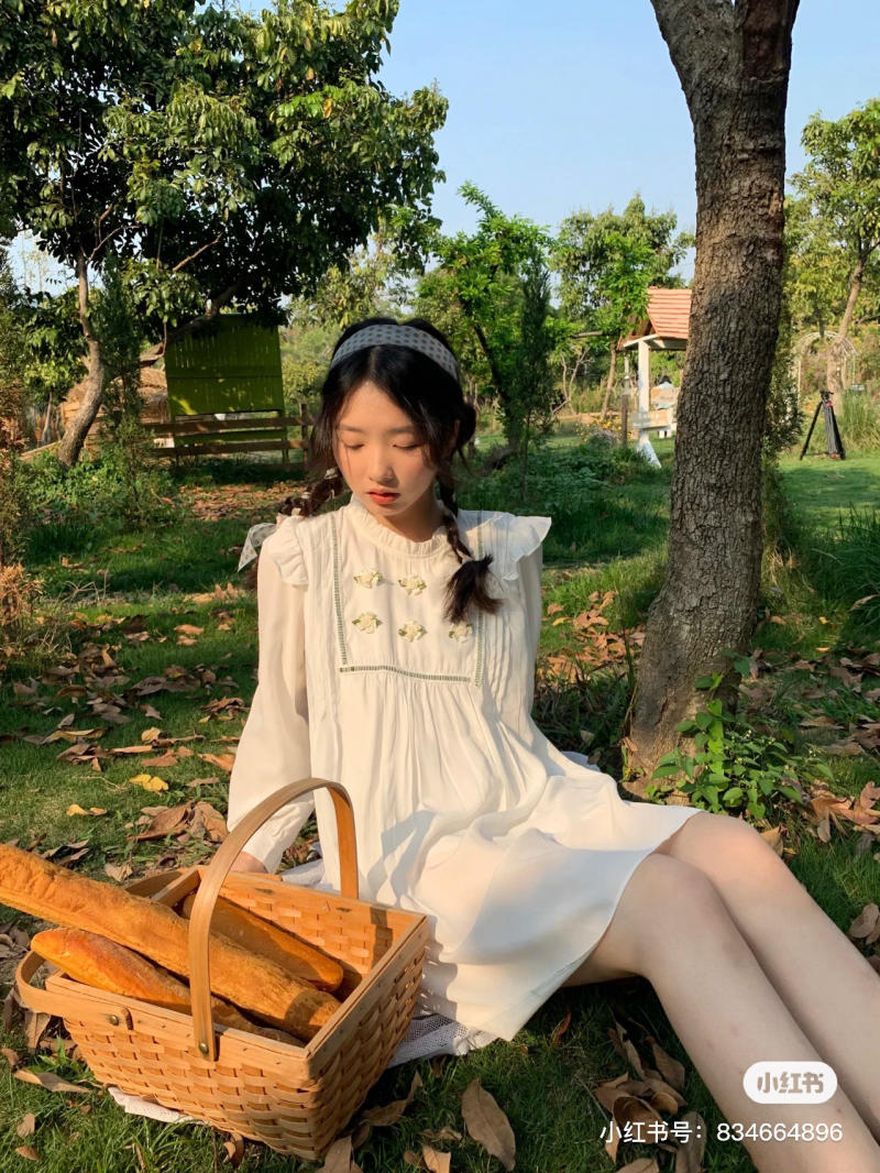 🌿 VÁY TRẮNG DÀI BÁNH BÈO BUỘC NƠ 💚 VÁY BABYDOLL MẶC KỶ YẾU, Đà Lạt siêu  đẹp | Shopee Việt Nam