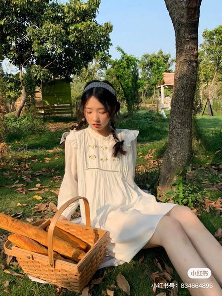 Váy babydoll váy trắng dáng dài xẻ eo cúc ngọc hottrend ulzzang đi chơi đi  học có sẵn  Shopee Việt Nam