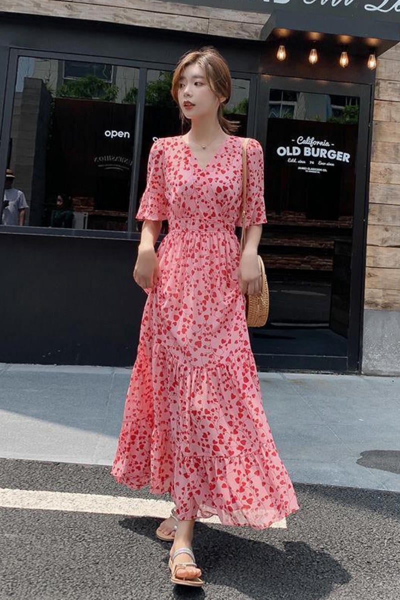 Mua Váy Hoa Nhí Nữ Màu Đỏ Tiểu Thư Đầm Hoa Đỏ Voan Tơ Uzllang - M tại Dino  Fashion | Tiki