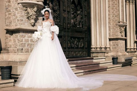 NTK LINH SAN LÀM SHOW ĐÁNH DẤU 36 NĂM TRONG LÀNG MỐT