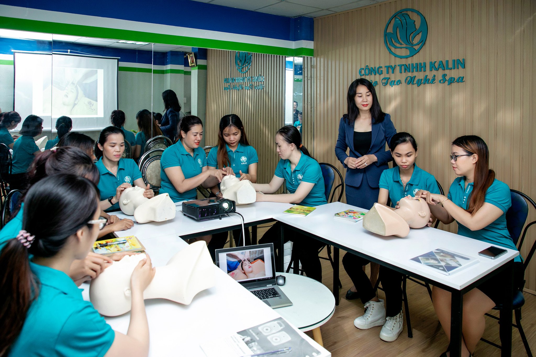Học Spa nên bắt đầu từ đâu?