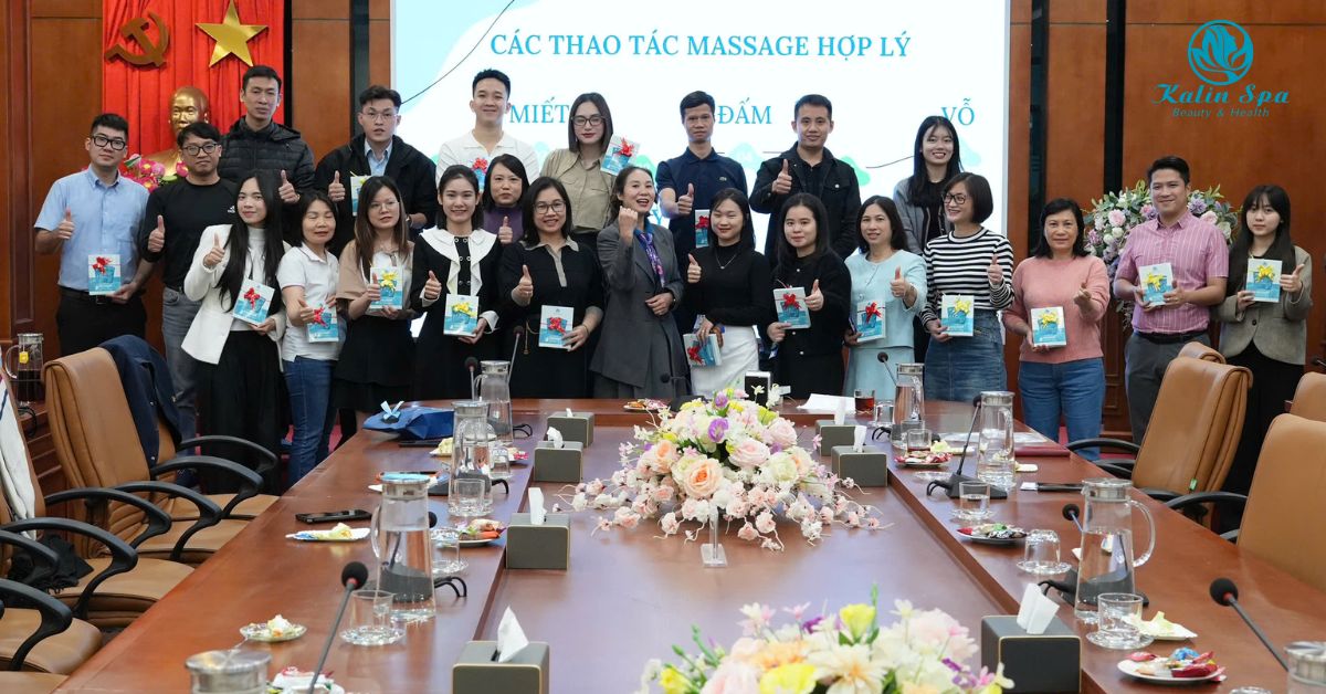 Bữa Tiệc Khỏe Đẹp Ấm Áp Tình Đồng Đội Tại Hà Nội