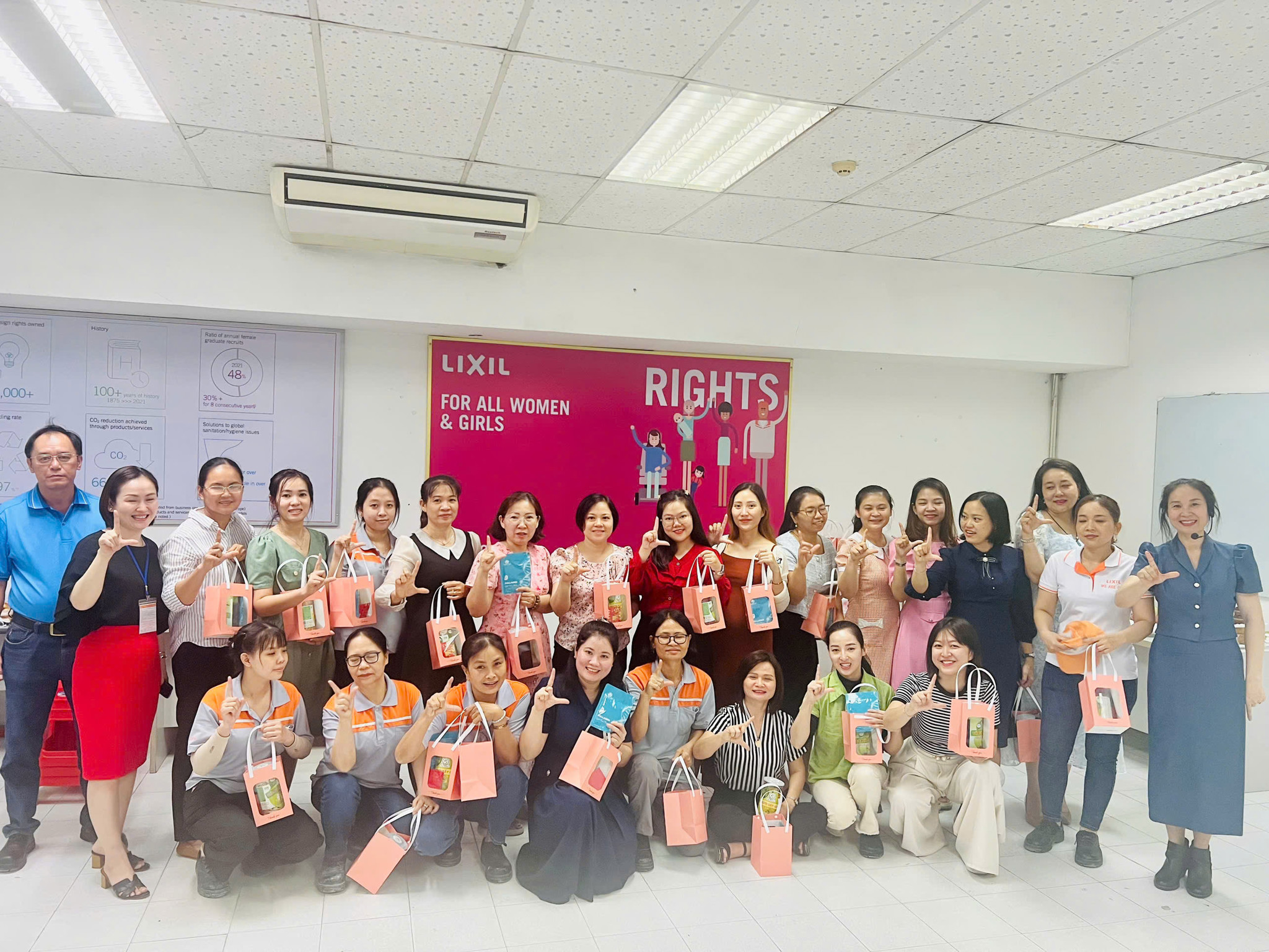 Workshop chăm sóc vai gáy cho doanh nghiệp: Giải pháp tối ưu cải thiện sức khỏe nhân viên
