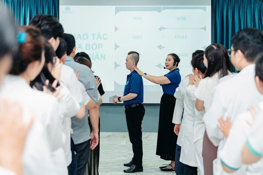 Workshop phòng ngừa thoát vị đĩa đệm cho người ngồi nhiều