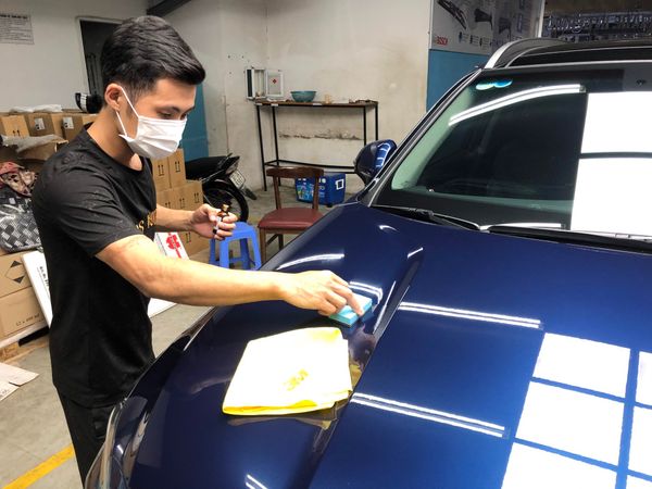 Dọn nội thất, đánh bóng sơn xe và phủ Ceramic KISHO 901 cho chiếc Santafe tại TMCARe cơ sở Mễ Trì ngày 23/4/2021