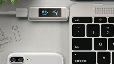 Macbook Pro xuất hiện cực đẹp trong concept với Touch Bar lớn
