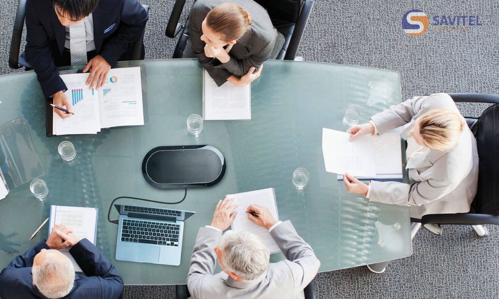 Đảm bảo độ rõ trong giọng nói nhờ bộ lọc tạp âm và khuếch đại giọng chuẩn