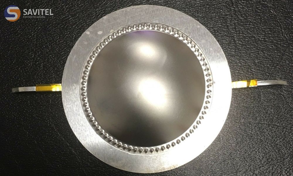 Màng loa là bộ phận trực tiếp tạo ra sóng âm thanh