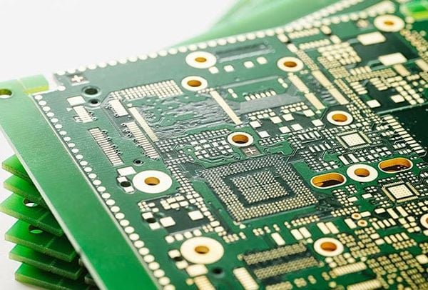 PCB là gì? Cấu tạo, chức năng và ứng dụng của tấm mạch PCB – SAVITEL