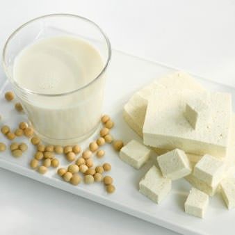 Dinh dưỡng lợi ích sức khỏe từ đậu hũ - Cách làm đậu hũ bằng sữa đậu nành tại nhà