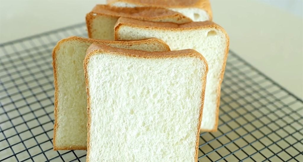 Bánh mì sandwich trắng