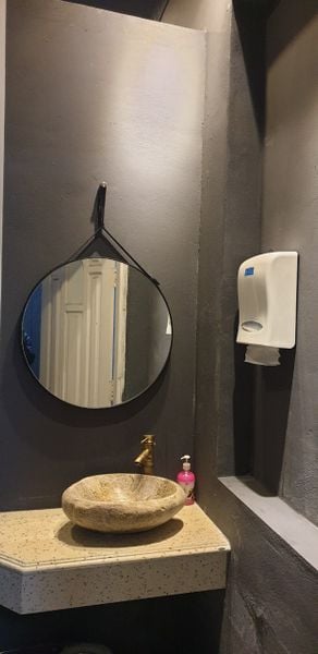 TẠI SAO NÊN SỬ DỤNG HỘP GIẤY LAU  TAY GẮN TƯỜNG