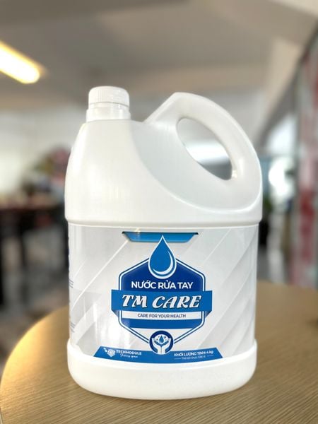 Phản hồi từ người dùng về Nước Rửa Tay TMCARE Không Màu Không Mùi: Đánh giá thực tế