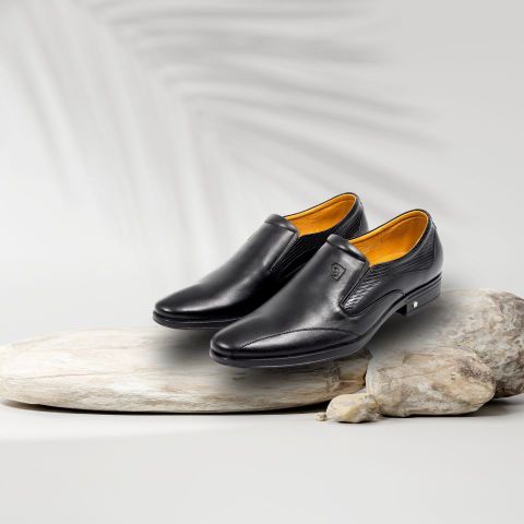 Đừng làm điều này nếu không phá hỏng đôi giày tây da của bạn