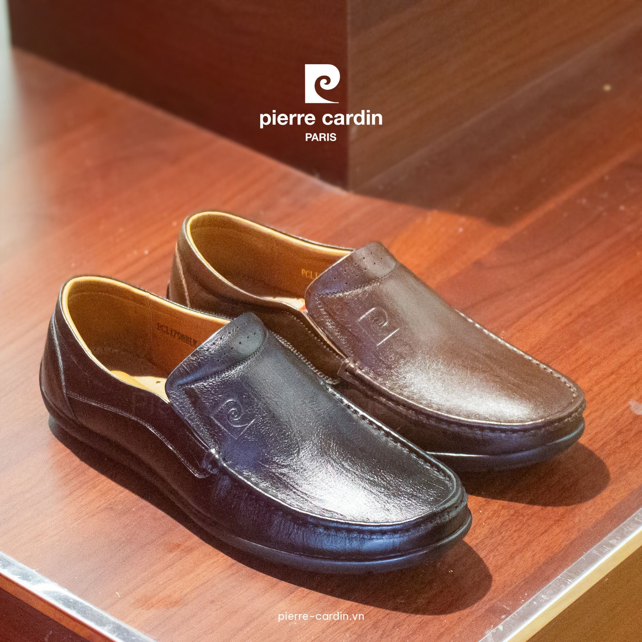 Pierre Cardin Paris Vietnam | Giày Mọi Da Bò Nappa Cao Cấp Pierre Cardin - PCMFWLH 804 (BLACK & BROWN)