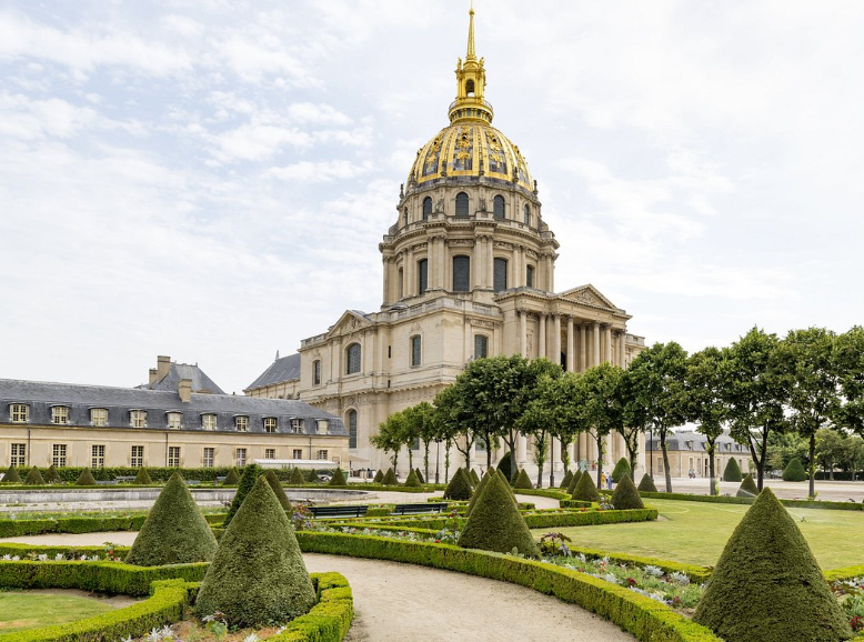 Pierre Cardin Paris Vietnam | France Glance