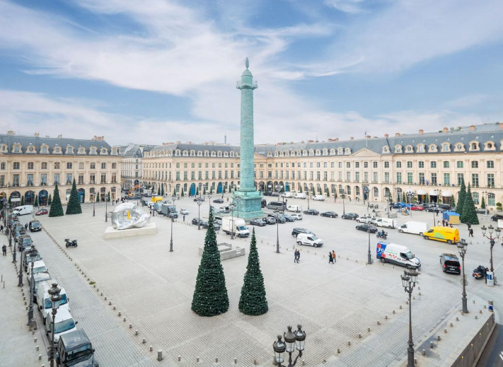 Pierre Cardin Paris Vietnam | France Glance