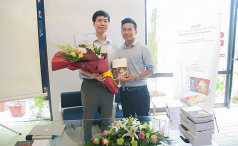 Ra mắt sách “Kỹ thuật vẽ sơn dầu”