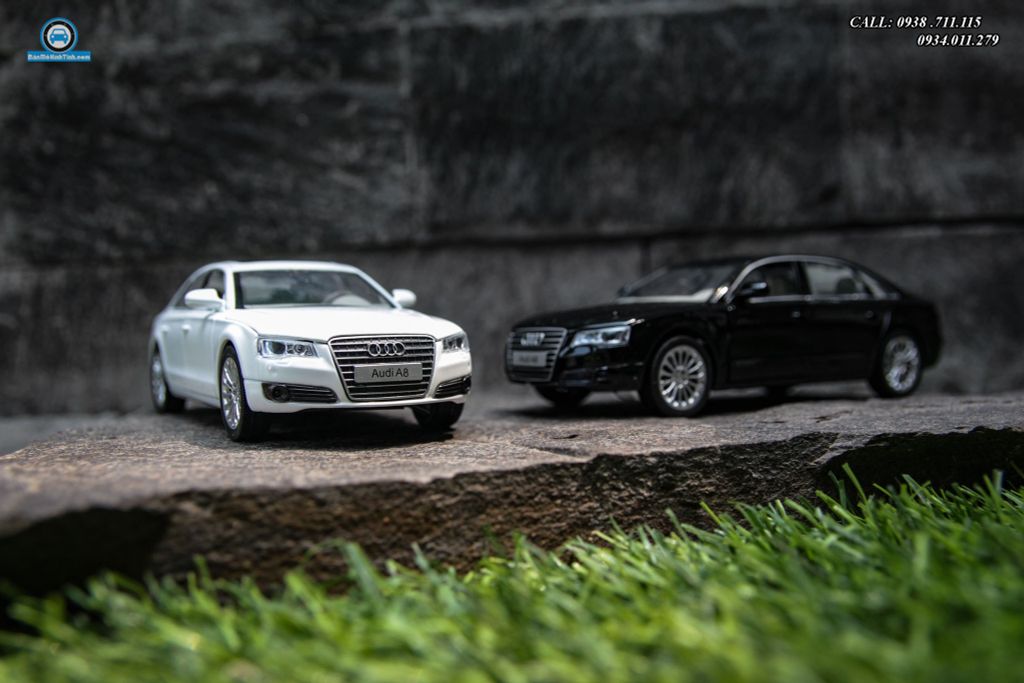 Mô hình xe Audi A8 1:32 Dealer