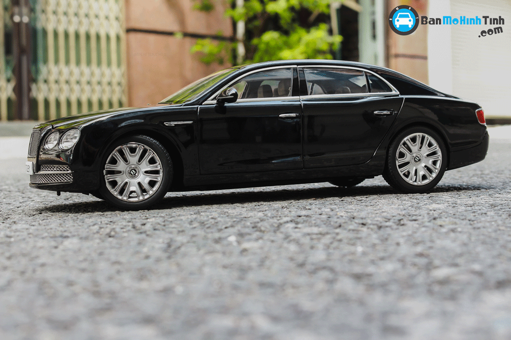 Mô hình xe Bentley Continental Flying Spur 2014 1:18 Kyosho Black