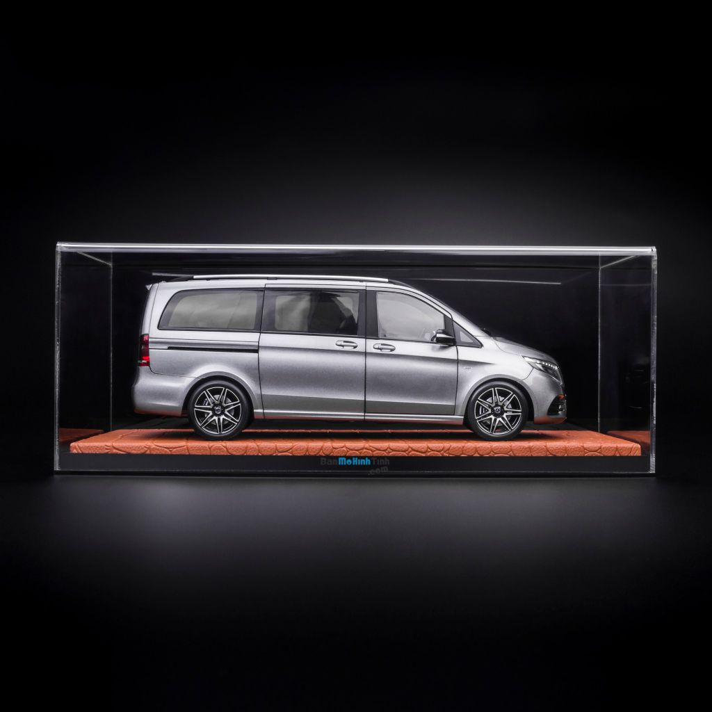 Bộ hộp và đế trưng bày cao cấp 1:18 SUV