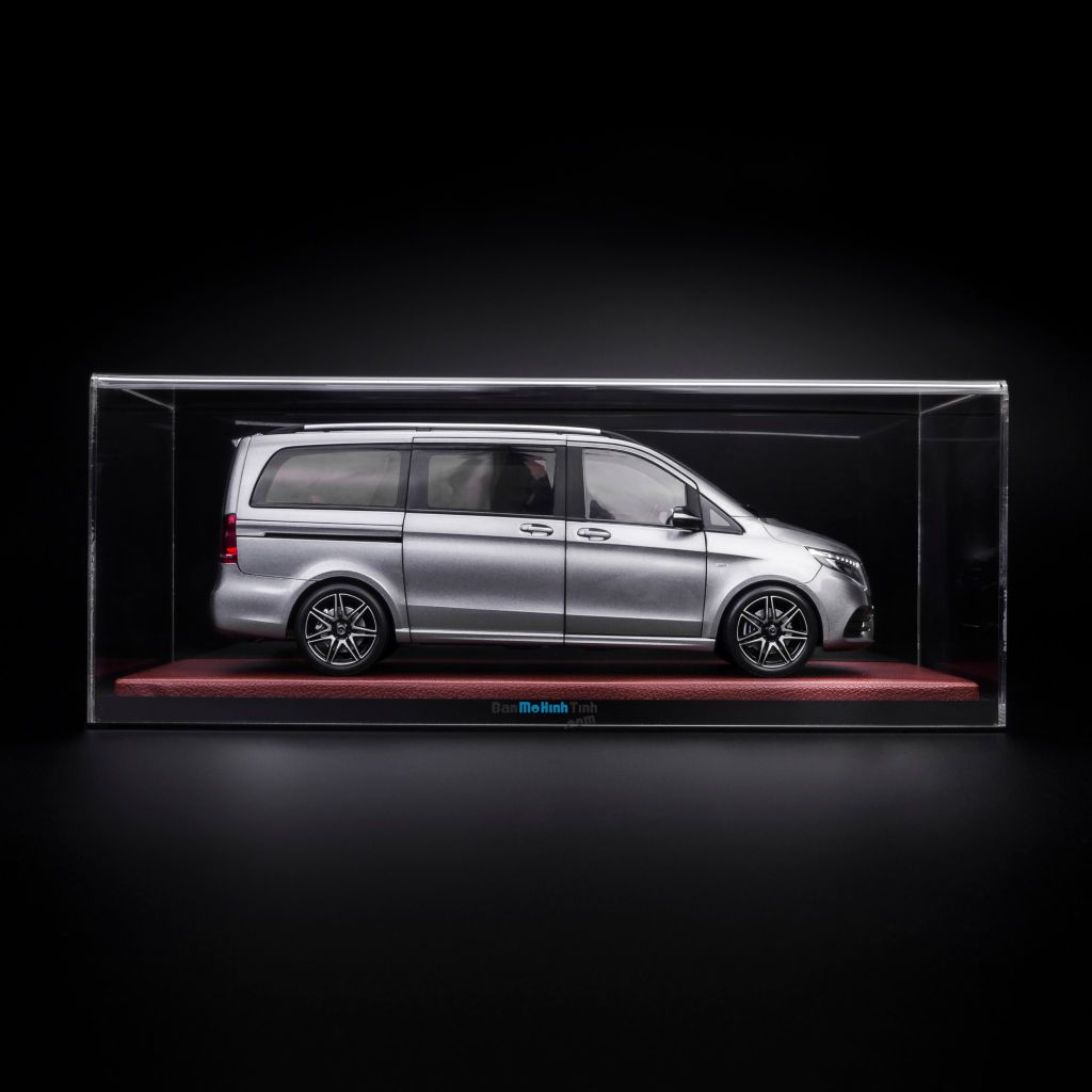 Bộ hộp và đế trưng bày cao cấp 1:18 SUV