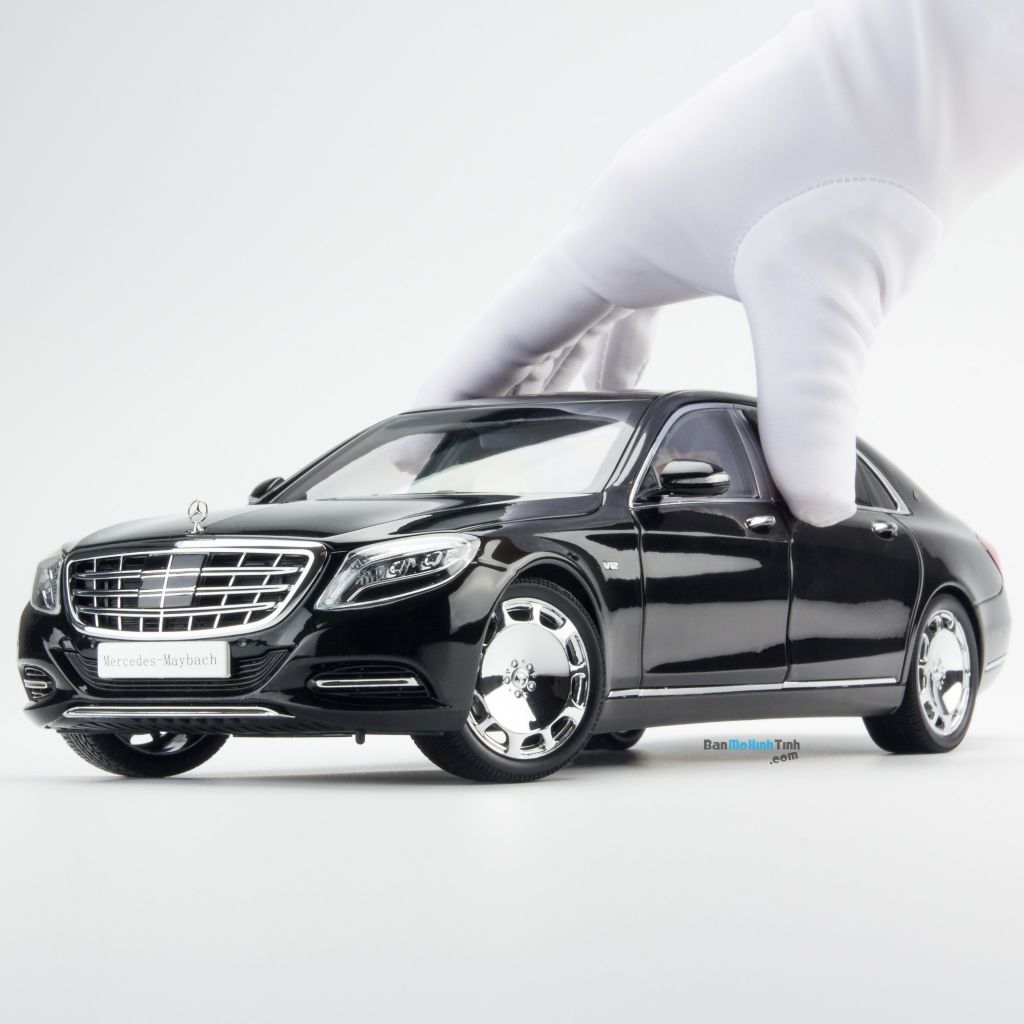 Mô hình xe Mercedes-Maybach S600 1:18 Almost Real
