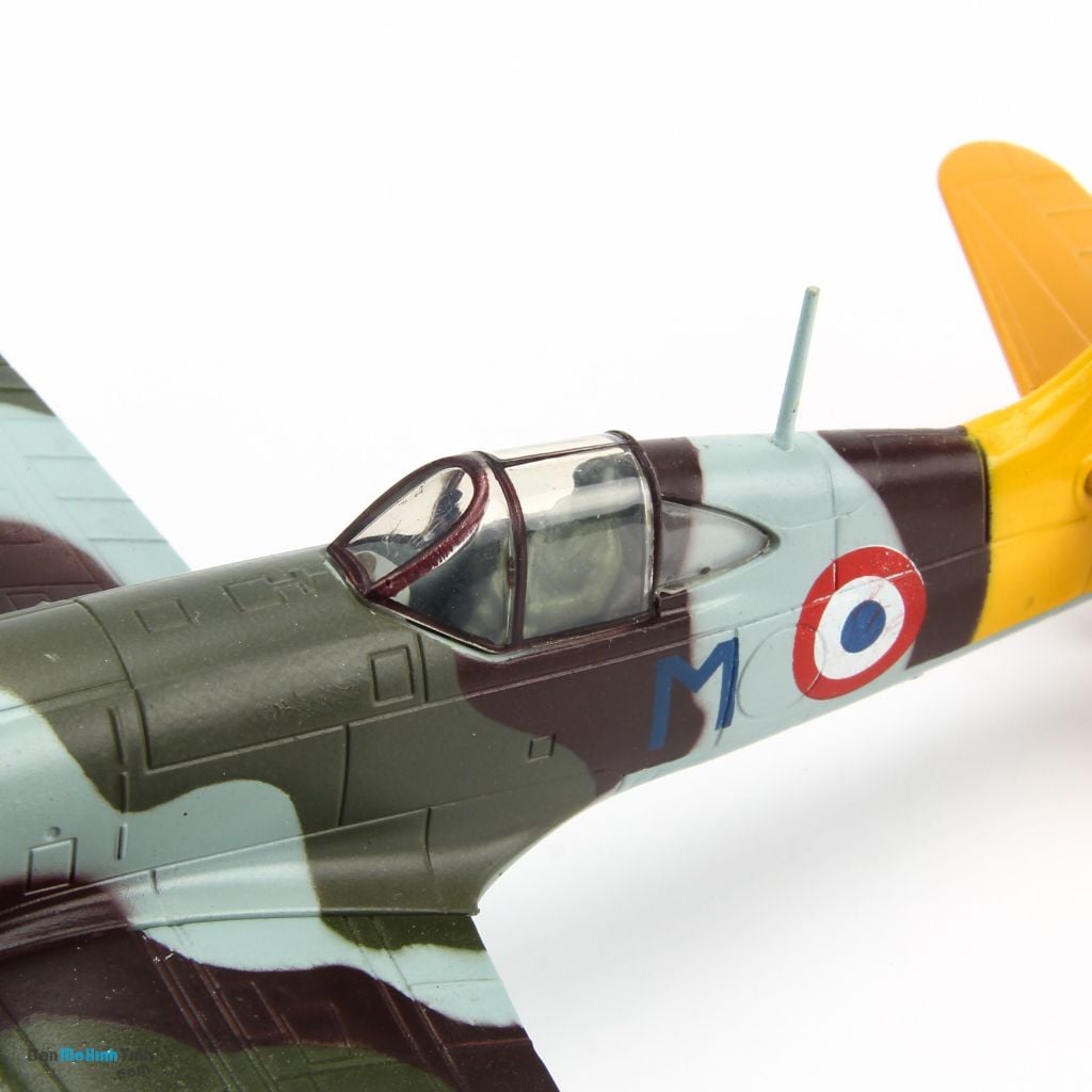 Mô hình máy bay quân sự Dewoitine D520 1941 France 1:72 Amer