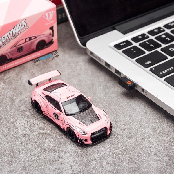 Mô hình xe Nissan GT-R R35 2009 Liberty Walk LB Works 1:64 MiniGT