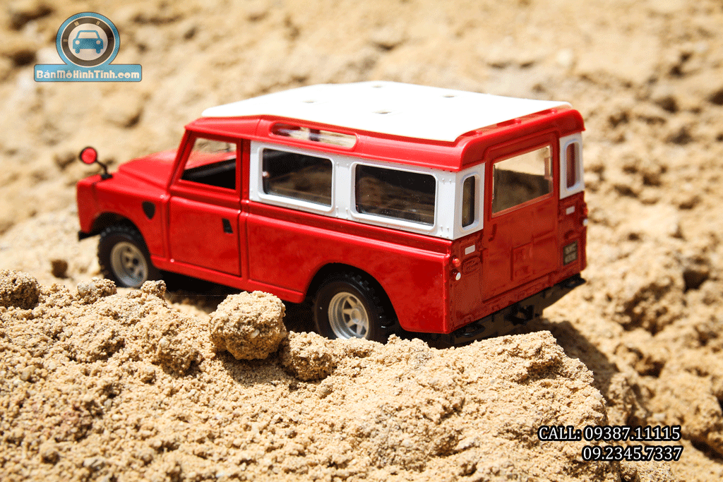 Mô hình xe Land Rover Red 1:24 Bburago